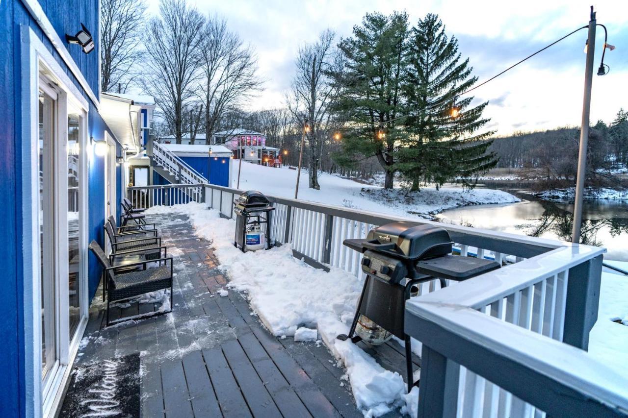 Poconos 2Bd - Peaceful Lakeside Retreat! Henryville Exterior photo
